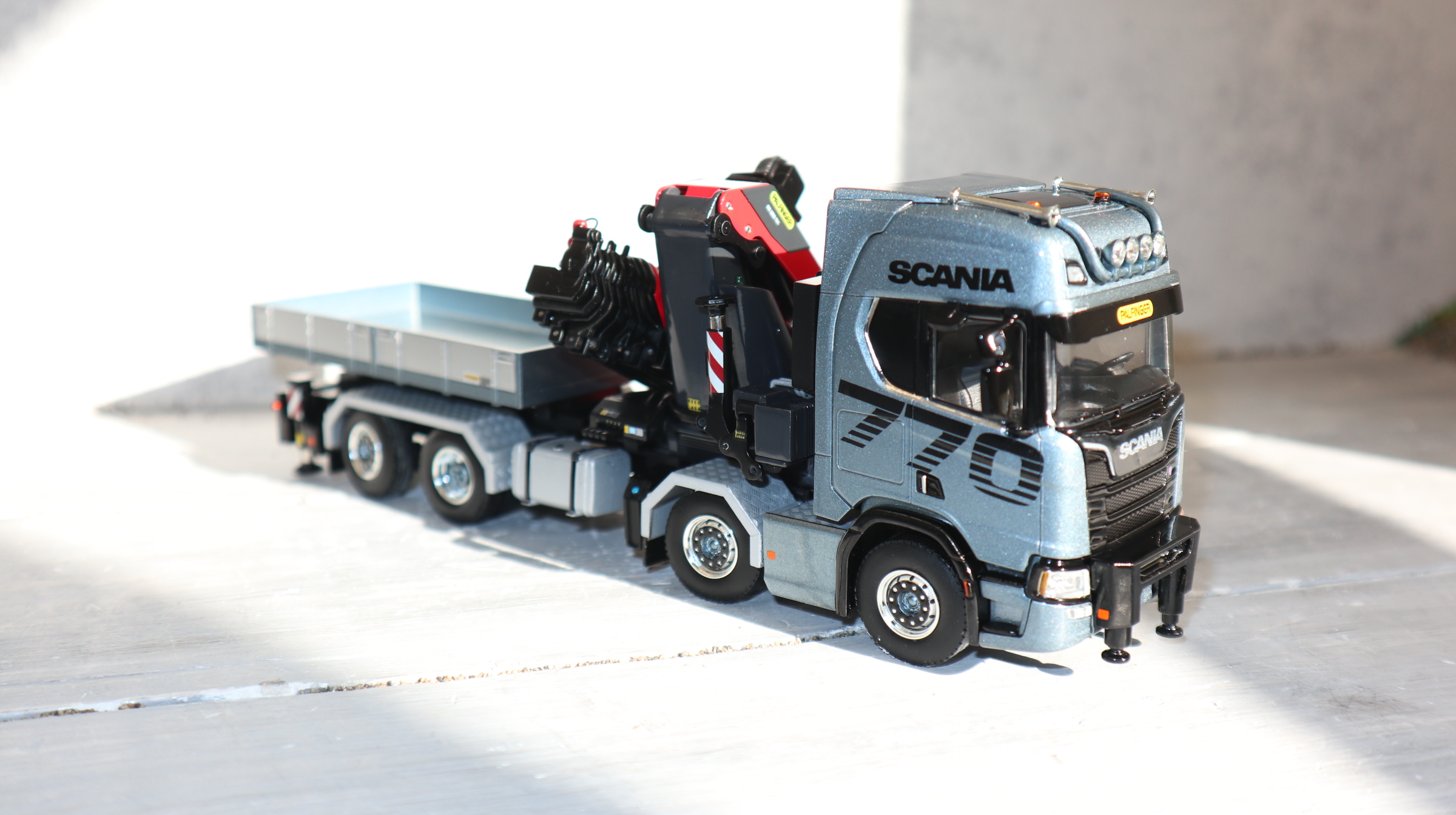 WSI 1/50 SCANIA コンテナ+ Palfinger WSI 1/50 SCANIA コンテナ+ Palfinger WSI NEW LAUNCH